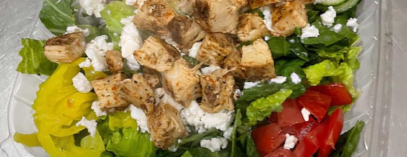 Greek Salad with Grilled Chicken